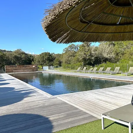 T2 Pieds Dans L'eau Santa Giulia Апартаменты