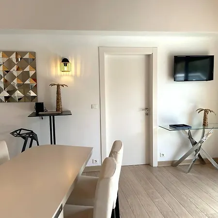 T2 Pieds Dans L'eau Santa Giulia Apartamento