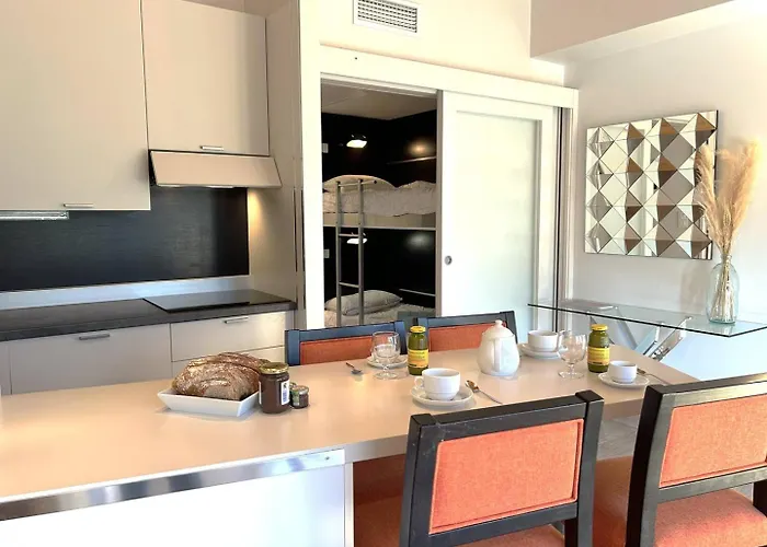 T2 Pieds Dans L'eau Santa Giulia Apartment