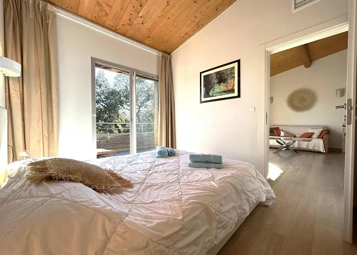 Apartment T2 Pieds Dans L'eau Santa Giulia Porto-Vecchio (Corsica)